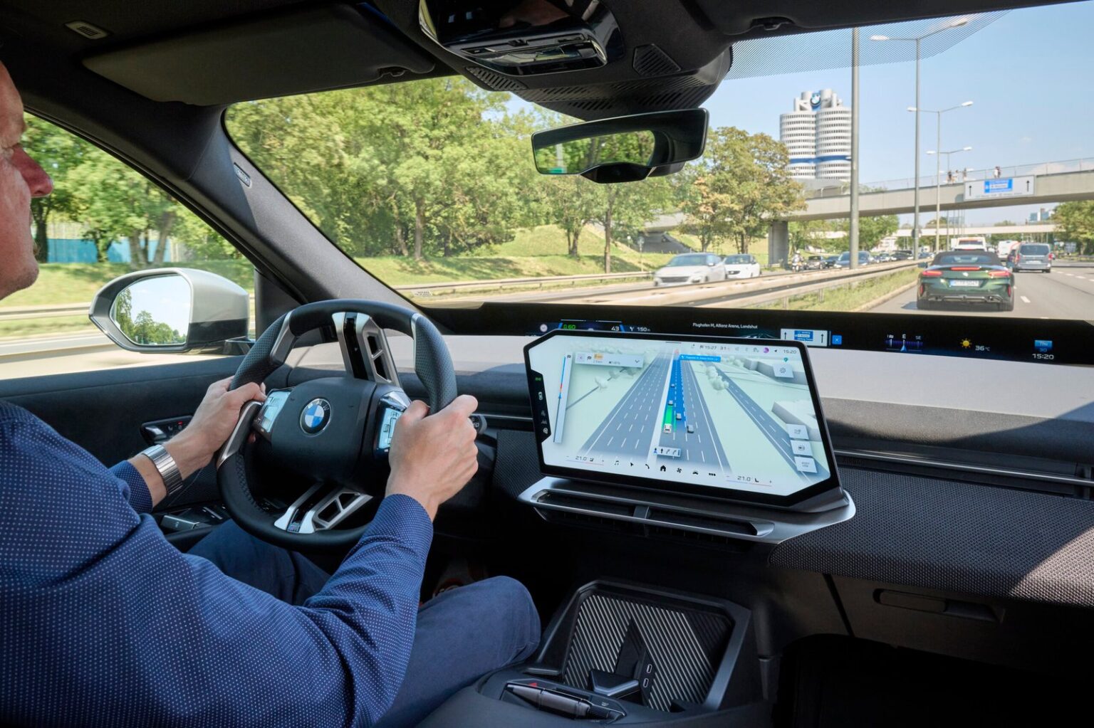 BMW Maps zeigt Navigation und Fahrerassistenzinformationen in einer gemeinsamen 3D-Darstellung