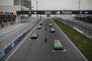 BMW M und BMW Motorrad feiern 100 Jahre Nürburgring mit neun exklusiven High-Performance-Modellen.