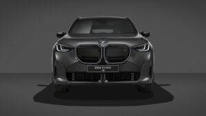 BMW X3 M50 xDrive: neues Black Package und gesteigerte Leistung.